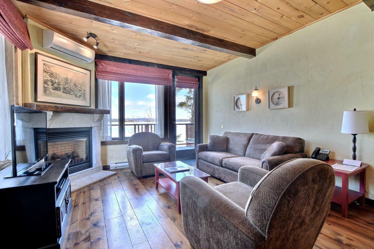 Saint-Michel Les Condos Du Lac Taureau- Rooms & Condos מראה חיצוני תמונה