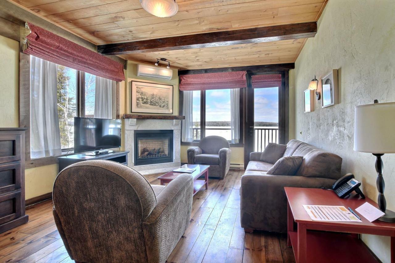 Saint-Michel Les Condos Du Lac Taureau- Rooms & Condos מראה חיצוני תמונה